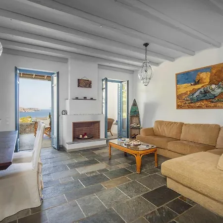 Almira Holiday home
